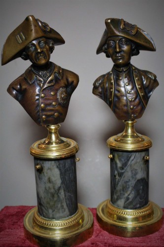 Paire de bustes en bronze de Frédéric II