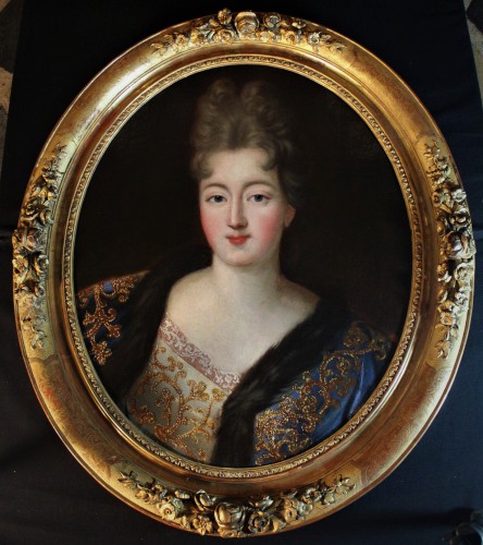 Portrait ovale, Demoiselle de Blois