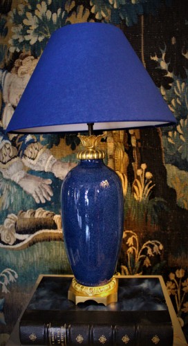 Lampe en bleu de Sèvres poudré